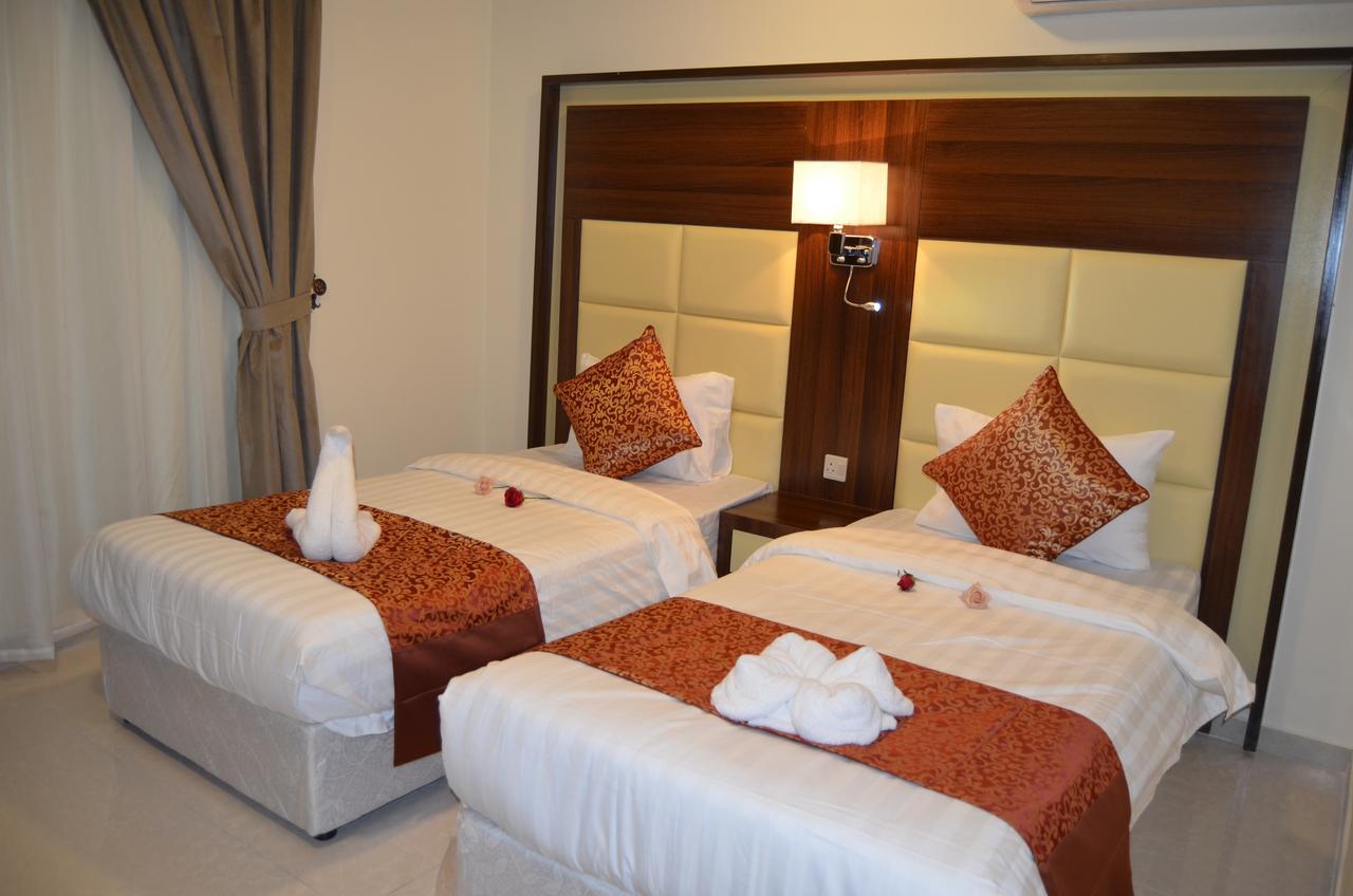 Lina Park 4 Aparthotel Al Khobar Exterior photo