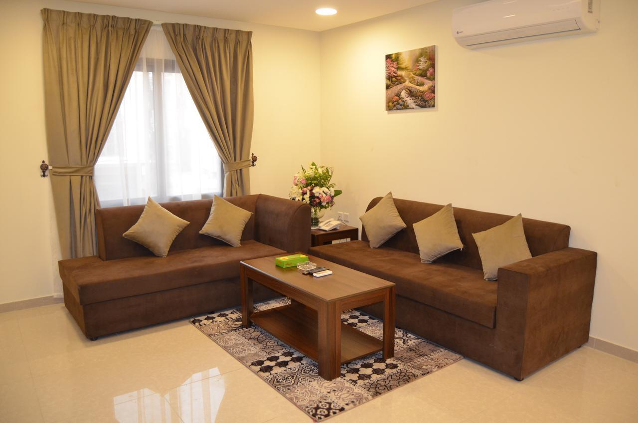 Lina Park 4 Aparthotel Al Khobar Exterior photo